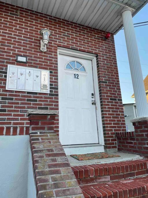 Cozy Condo With All Perks & Parking Close To Encore Casino Everett Exteriör bild